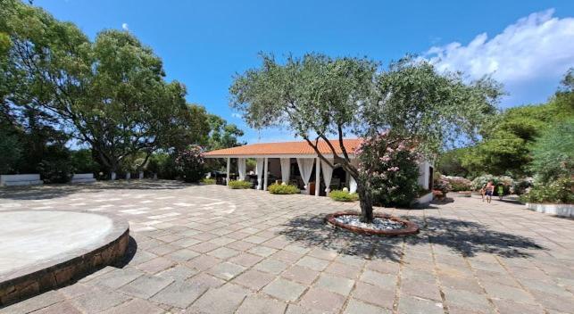 Happy Camp Mobile Homes In Camping Village Baia Paradiso Badesi Exterior photo