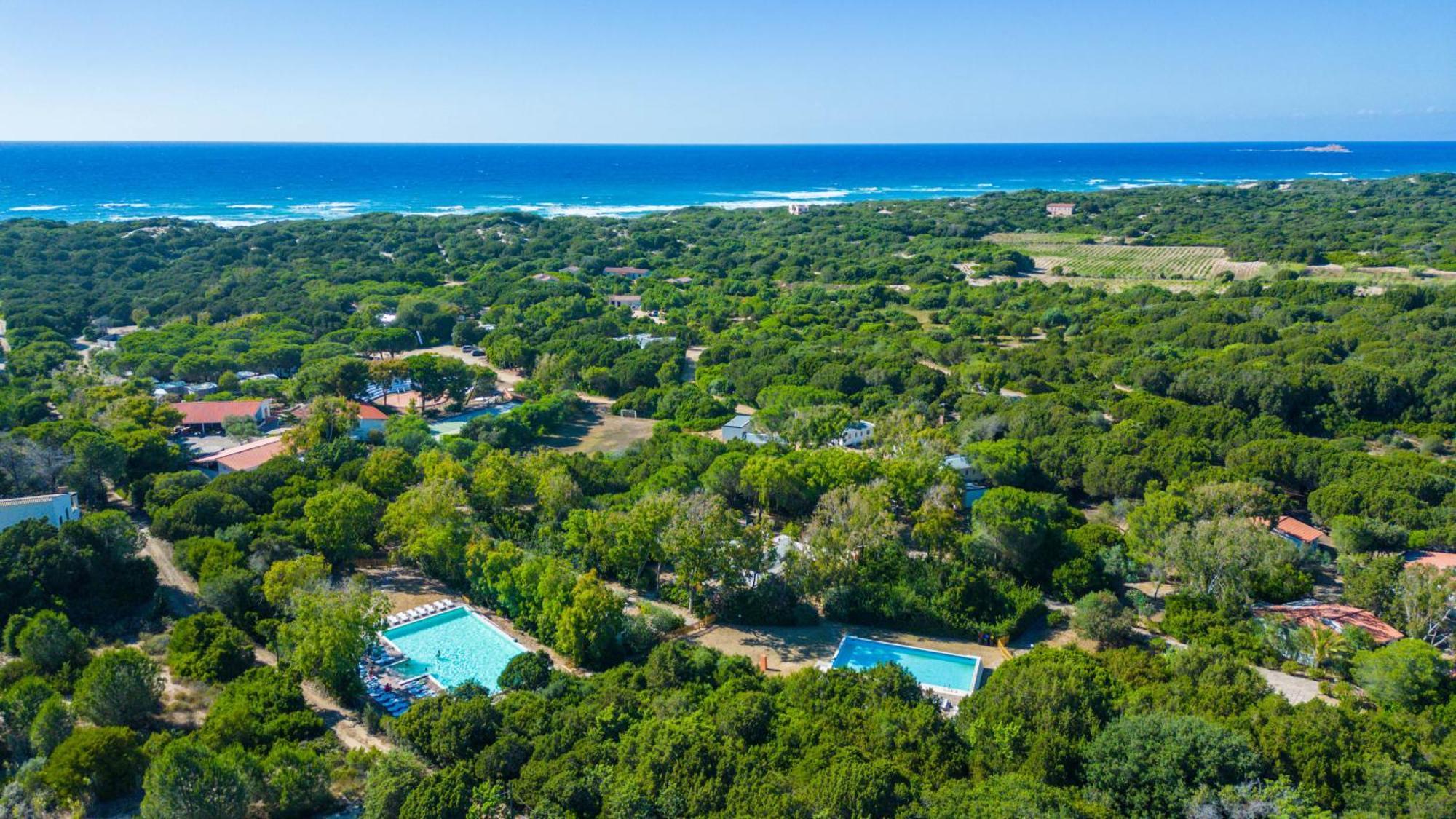 Happy Camp Mobile Homes In Camping Village Baia Paradiso Badesi Exterior photo